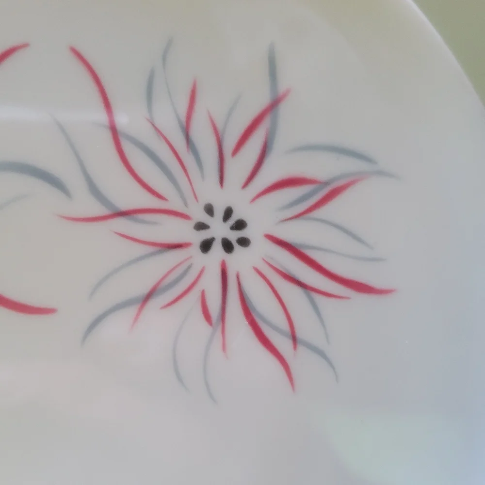 Nobility Ballet Pattern 1950s Bread & Butter Plate ~ Atomic Floral Flower ~ GUC